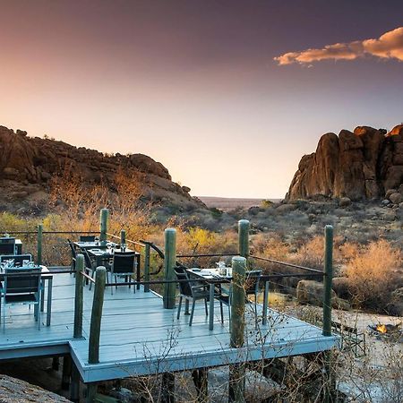 Erongo Wilderness Lodge Омаруру Экстерьер фото