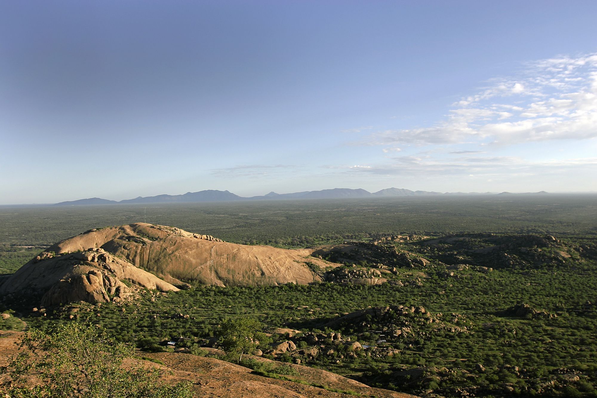 Erongo Wilderness Lodge Омаруру Экстерьер фото