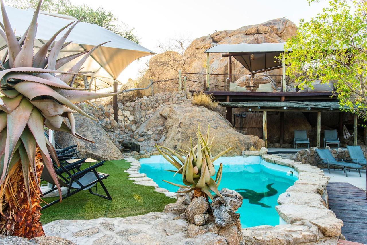 Erongo Wilderness Lodge Омаруру Экстерьер фото